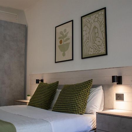 Le Calle Holiday Apartments Torbole Sul Garda Ngoại thất bức ảnh