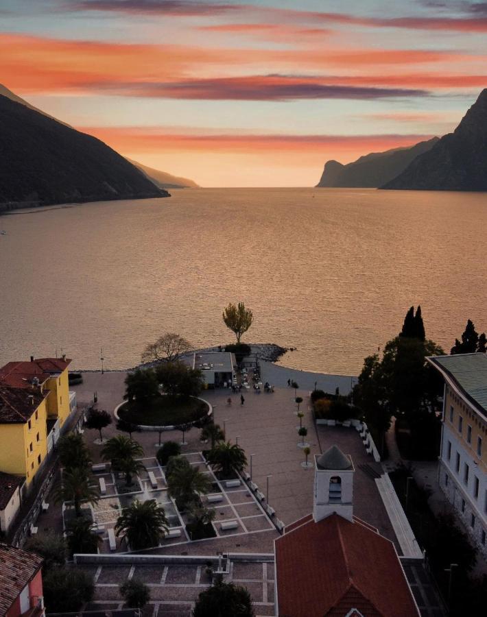 Le Calle Holiday Apartments Torbole Sul Garda Ngoại thất bức ảnh