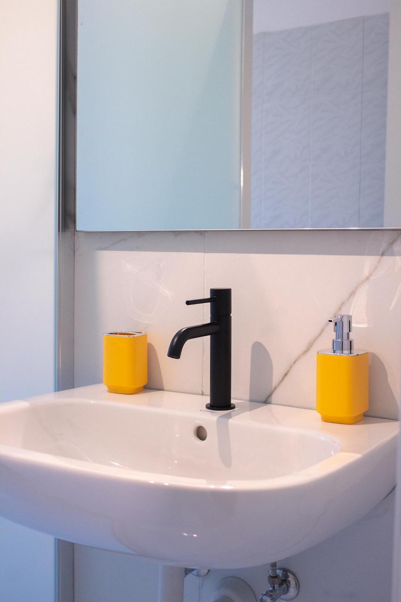 Le Calle Holiday Apartments Torbole Sul Garda Ngoại thất bức ảnh