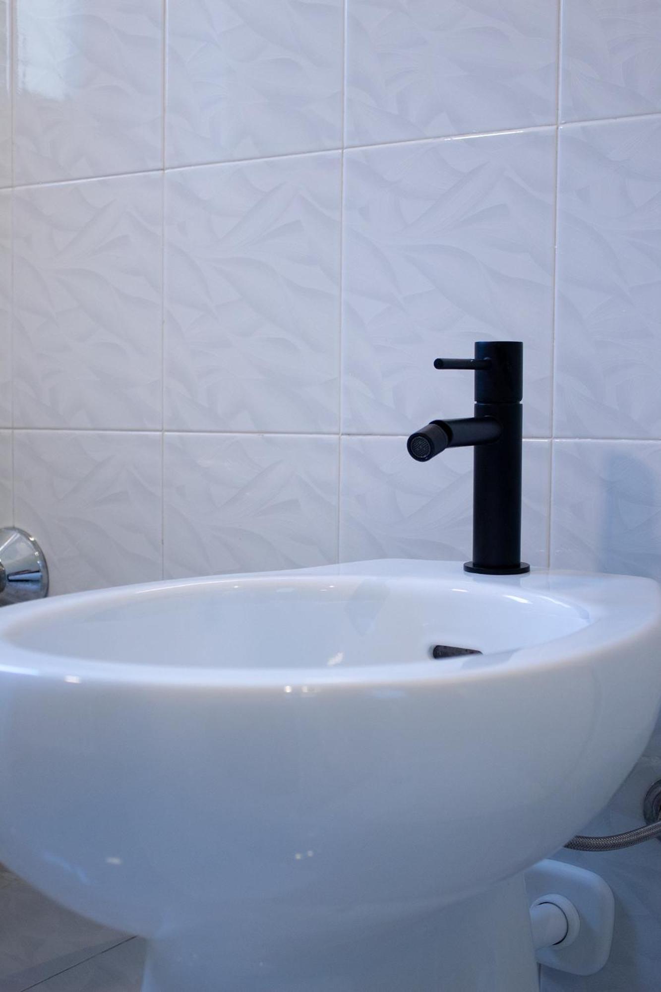 Le Calle Holiday Apartments Torbole Sul Garda Ngoại thất bức ảnh